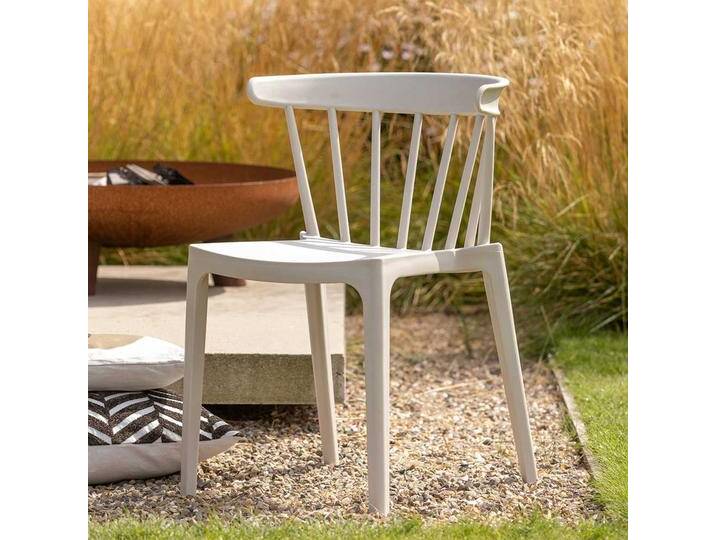 In- und Outdoor Stühle aus Kunststoff Hellgrau (2er Set) von Basilicana