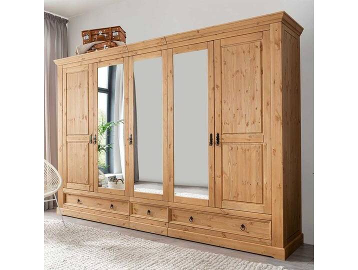 Kiefer Schlafzimmerschrank in Eichefarben gebeizt und geölt 310 cm breit von Basilicana