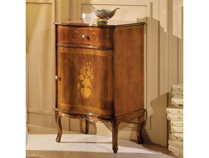 Kommode im Barock Design Nussbaum furniert von Basilicana
