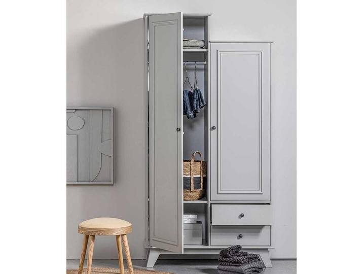 Schlafzimmerkleiderschrank in Schlammfarben Kiefer Massivholz von Basilicana