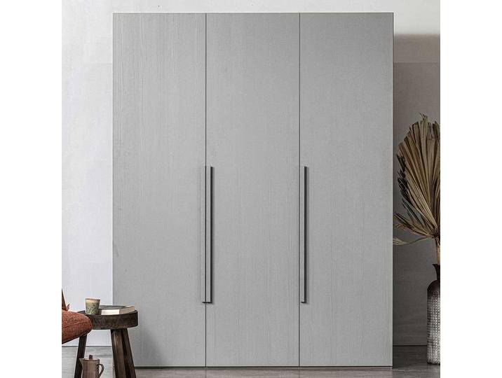 Skandi Stil Kleiderschrank in Grau drei Schubladen innen von Basilicana