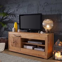 TV Schrank aus Wildeiche Massivholz 130 cm breit von Basilicana