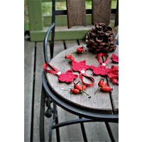 Rote Gehäkelte Sterne Weihnachtsdekor Schneeflocken, Die Hängenden Girlanden Dekorationen Auf Flashe Geschenkpackung Tischdekoration Rote Gehäkelte Sterne Weihnachtsdekor Schneeflocken, Die Hängenden Girlanden Dekorationen Auf Flashe Geschenkpackung Tischdekoration von BathroomShop