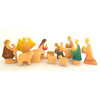 Weihnachtskrippe, Geschnitzte Krippenfiguren, Geschnitze Krippenfiguren von Baumstammbuch