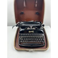 Vintage Rheinmetall Reiseschreibmaschine Retro Schreibmaschinen Antik Schreibmaschinenkoffer Dekoration Arbeitszimmer Vintage Rheinmetall Reiseschreibmaschine Retro Schreibmaschinen Antik Schreibmaschinenkoffer Dekoration Arbeitszimmer von BavarianHeritage