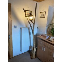 Handgemachte Stehlampe Aus Holz Mit Fernbedienung 2-Teilig von BavarianWoodWork