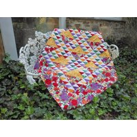 Lady in The Lake Lap Quilt Oder Wandbehang Lady in The Lake Lap Quilt Oder Wandbehang von BayStarTextiles