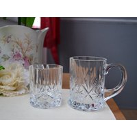 Geschliffenes Glas Trinkset Aus 2 Whisky Teeglas Tasse von BazaarVintageStore