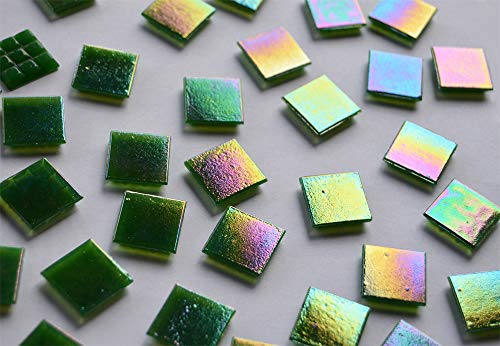 50 Stück Glas Mosaiksteine 2x2cm mit Regenbogenschimmer ca. 145g, Perlmutt Effekt (Dunkelgrün) von Bazare Masud e.K.