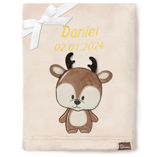 Be Mammy Personalisierte Babydecke mit 3D Applikation Warme Kuscheldecke mit Namen und Geburtsdatum; Perfektes Baby Geschenk; Blanket; Krabbeldecke BE20-280 (Beige - Hirsch) von Be Mammy