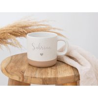 Personalisierte Tasse Mit Name | Steingut Keramik Weihnachten Ostern Kaffee Becher Geschenk Für Freundin Frau Mann Geschenkidee von BeUniqueD