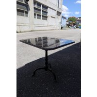 Marble Tables With Special Cast Iron Feet Marble Tables With Special Cast Iron Feet von BeVintageSwitzerland