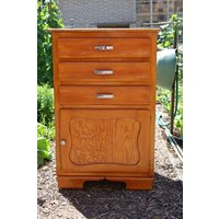 Pine Wood Dresser Pine Wood Dresser von BeVintageSwitzerland