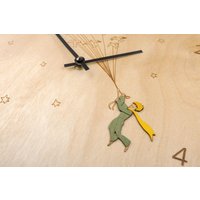 Little Prince Wall Clock - Wooden Storybook Handcrafted Literary Decor Eco-Friendly Book Lover Gift Minimalist Nursery von BeWoodenCompany