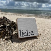 Holzschild Mit Spruch-Liebe-Shabby Chic Deko-Kleine Geschenkidee Mitbringsel-Holzbild-Spruchplatte-Nachhaltig Wohnen-Weihnachtsgeschenk Holzschild Mit Spruch-Liebe-Shabby Chic Deko-Kleine Geschenkidee Mitbringsel-Holzbild-Spruchplatte-Nachhaltig Wohnen-Weihnachtsgeschenk von Beachhouse70