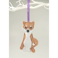 Shiba Inu Hund, Handgemachter Filzhund, Zweig Baum/Fenster/Kommode Dekoration, Kawaii Süßes Geschenk Hund von BeagleandHareDesigns
