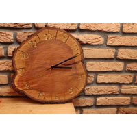 Uhr Wanduhr Holzuhr Baumscheibenuhr Uhr Wanduhr Holzuhr Baumscheibenuhr von BeakAndBark