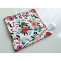 Schmusetröster Baby Lovey Aus Baumwolle Mit Satinband Schmusetröster Baby Lovey Aus Baumwolle Mit Satinband von BearCubsStore