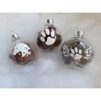 Durchsichtige Weihnachtskugel Christbaumkugel Mit Pfote Oder Pferdekopf Tierhaarkugel Zum Andenken An Verstorbenes Haustier Erinnerungskugel Durchsichtige Weihnachtskugel Christbaumkugel Mit Pfote Oder Pferdekopf Tierhaarkugel Zum Andenken An Verstorbenes Haustier Erinnerungskugel von BeasKleinigkeiten
