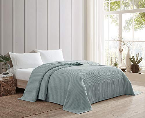 Beatrice Home Fashions Kanal Chenille-Tagesdecke, blau, Volle Größe von Beatrice Home Fashions