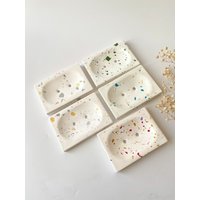 Terrazzo Rechteckige Seifenschale, Badewannenablage, Badezimmer-Accessoires, Seifenschale Mit Drainage, Housewarminggeschenke von BeautyofStoneCrafts