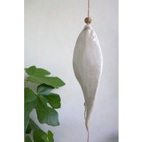 Großes Blattwindspiel Weiß Windspiel Aus Keramik in Blattform Großes Blattwindspiel Weiß Windspiel Aus Keramik in Blattform von BeckKeramik