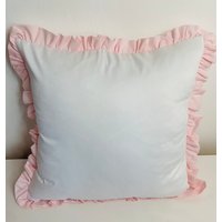Ruffle Edge Cushion - Customizable Colours von BeckaBows