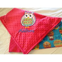 Eule Applique Minky Decke Personalisiert von BeckyBeeEmbroidery