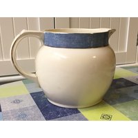 Vintage Krug Blau Und Weiß - Milch- Oder Wasserkrug Stoke-On-Trent Keramik von BeckysBeauties