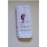 Solide Weiße Stickerei Küchentuch Mit Erdbeer-Shortcake-Design von Beckystowels