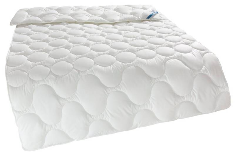 Beco Kunstfaserbettdecke EcoWell Bettdecken für Sommer und Winter, Decke, Füllung: Polyester, Bezug: Bio-Baumwolle oder Microfaser-Feinbatist uni, samtweich, Bettdecke 135x200 cm, 155x220 cm und weitere Größen, blauer Engel Beco Kunstfaserbettdecke EcoWell Bettdecken für Sommer und Winter, Decke, Füllung: Polyester, Bezug: Bio-Baumwolle oder Microfaser-Feinbatist uni, samtweich, Bettdecke 135x200 cm, 155x220 cm und weitere Größen, blauer Engel von Beco