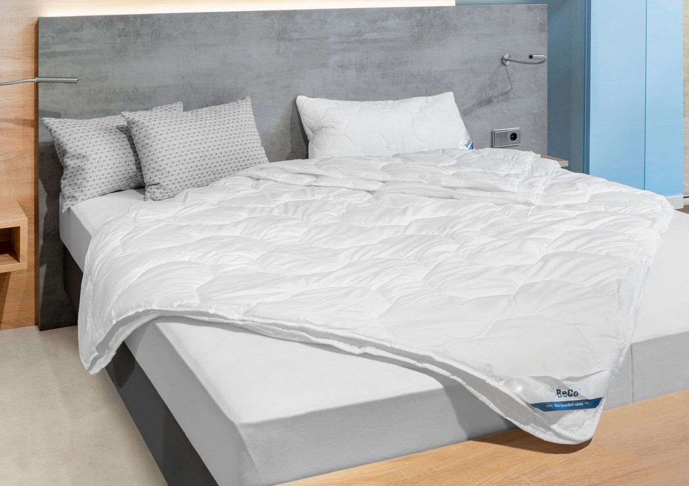 Beco Kunstfaserbettdecke Gregor, Bettdecken für Sommer und Winter, Ganzjahresdecke, Füllung: Polyester, Bezug: Polyester, Bettdecke 135x200cm, allergiker geeignet (Hausstauballergiker) von Beco