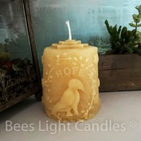 Hope Crow Bienenwachskerze/100% Alle Natürlichen Bienenwachskerzen Pures Und Sauberes Abbrennen Vogel Stern Säule Honigaroma Tier Voliere von BeesLightCandles