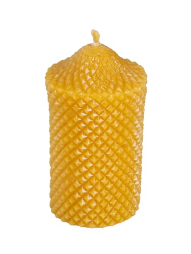 BeesWax World Handgefertigte Bienenwachskerzen – Naturwachs Kerzen mit Baumwoll-Docht – 100% reines Bienenwachs – dekorative Walzenkerzen (Gepolsterter Zylinder – Höhe: 115 mm) von BeesWax