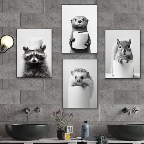 BeiYiHo 4 Bilder Toilette Tiere WC Poster Lustig Schwarz Weiß Badezimmer Deko Tier Wandbilder Otter Eichhörnchen Waschbär Igel Bilder Bad Kunstdruck Set Leinwand Modern 21X30CM ohne Rahmen von BeiYiHo