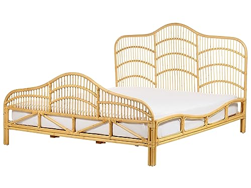 Bett Rattan hellbraun mit Lattenrost 180 x 200 cm hohes Kopf- & Fußteil Domeyrot von Beliani