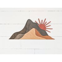 Berg Montage Mit Sonnenuntergang | Geschichtete Berge Wandkunst von BellAndTheWhistle