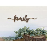 Holzschild Familie Laser Geschnittene Holzbuchstaben, Galeriewandkunst von BellAndTheWhistle