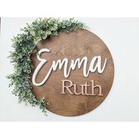 Rundes Namensschild Fürs Baby Zweifarbige Holzbuchstaben Mit Namen | Kinder Für Wand von BellAndTheWhistle