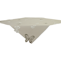 Tischwäsche mit besticktem Konturensaum von Bella Casa