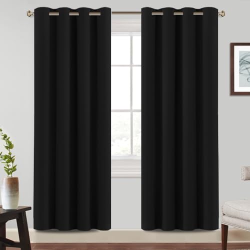 BellaHills 100% Verdunkelung Abdunkelnde Vorhänge Schlafzimmer Ösenvorhang 2er Set H 245 x B 140 cm Gardinen Schwarz Blickdicht Übergardinen mit Ösen Verdunkelungsvorhang Thermovorhang BellaHills 100% Verdunkelung Abdunkelnde Vorhänge Schlafzimmer Ösenvorhang 2er Set H 245 x B 140 cm Gardinen Schwarz Blickdicht Übergardinen mit Ösen Verdunkelungsvorhang Thermovorhang von BellaHills