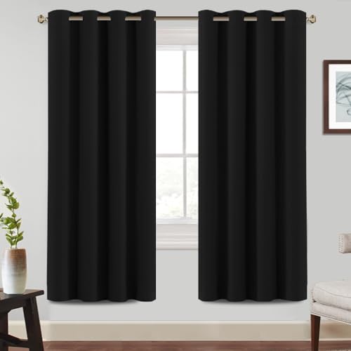 BellaHills 100% Verdunkelung Gardinen Thermovorhang Vorhänge 2er Set Verdunklungsvorhänge Schlafzimmer Gardinen mit Ösen Blackout Curtain, H 225 x B 140 cm, Schwarz BellaHills 100% Verdunkelung Gardinen Thermovorhang Vorhänge 2er Set Verdunklungsvorhänge Schlafzimmer Gardinen mit Ösen Blackout Curtain, H 225 x B 140 cm, Schwarz von BellaHills