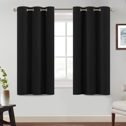 BellaHills Verdunklungsvorhänge mit Ösen Vorhang Blickdicht 2er Set H137 x B117 cm (HöhexBreite), Thermovorhang Kälteschutz Gardinen Wohnzimmer Schlafzimmer Vorhang Wärmeisolierend, Schwarz von BellaHills