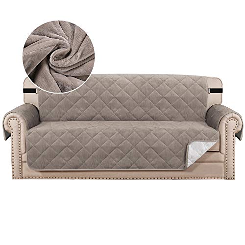 BellaHills Dicke Samt Sofabezüge Plüsch Couchbezug für 3 Kissen Sofa Schonbezug Schutz vor Haustieren Hunde mit Rutschfester Unterseite und breiterem Gummiband (3 Sitzer, Taupe) von BellaHills