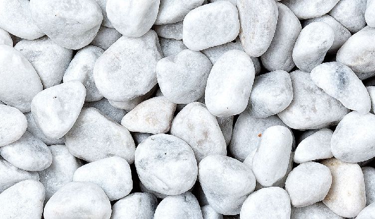 Kies Bianco Carrara 25 - 40 mm weiß 25 kg von Bellamoli Granulati