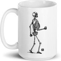 Bellavanceink Kaffeebecher Mit Skelett, Der Auf Straße Entlang Schlendert Und Zu Einigen Melodien Ächzt, Während Er Seinen Kaffee Trinkt von BellavanceInk