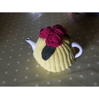 Cottagecore Küche, Tee Kuschelig Gestrickt, Blumengeschenk, Strickgeschenk, Für Oma, Teegedeck Teekanne, Teekanne Bezug, Neues Wohngeschenk von BelleandCherrysStore