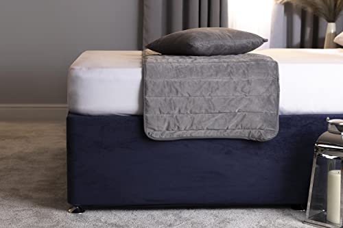 Belledorm 48,3 cm extra tiefes Volant-Bettlaken – verwandelt einen tristen Bettkasten – Luxuriöses Wildlederimitat (Marineblau, King-Size-Bett) von Belledorm