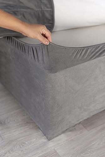 Belledorm Boxspring-Bezug – Verwandeln Sie Ihr Bett mit diesem voll elastischen Bettrock aus Wildlederimitat und Stretch (Anthrazit, Queen/Queen XL) von Belledorm