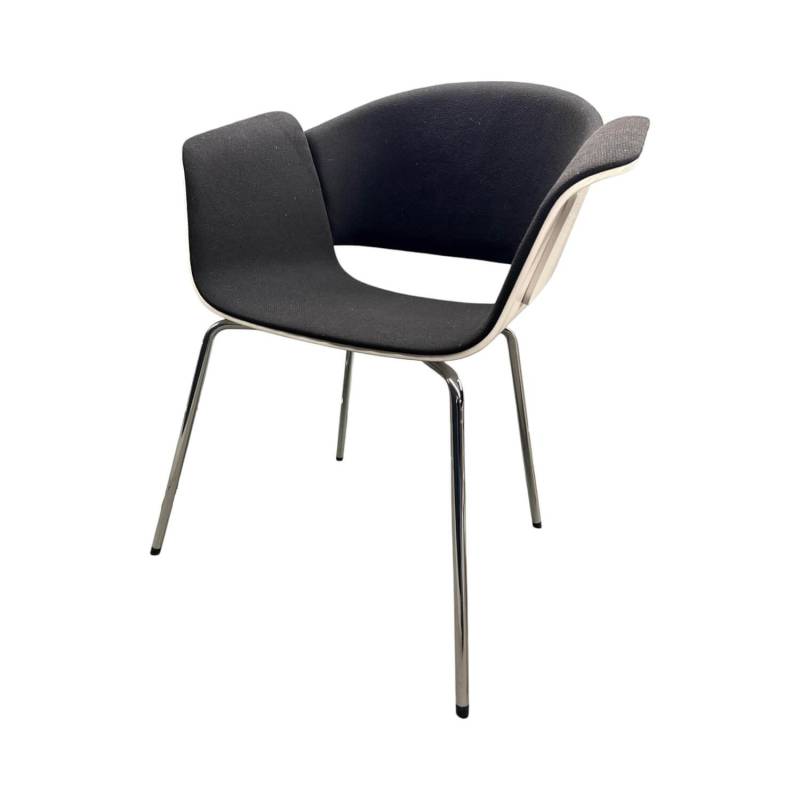 Armlehnstuhl Rondo Stoff Urban Plus YN009 Schwarz Gestell Metall Chrom von Bene